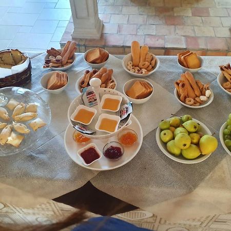 Masseria Strada Agriturismo Ginosa Eksteriør bilde