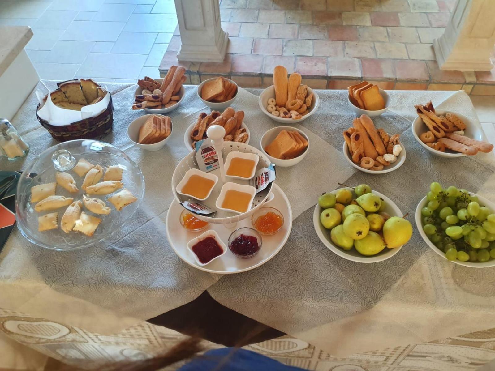 Masseria Strada Agriturismo Ginosa Eksteriør bilde