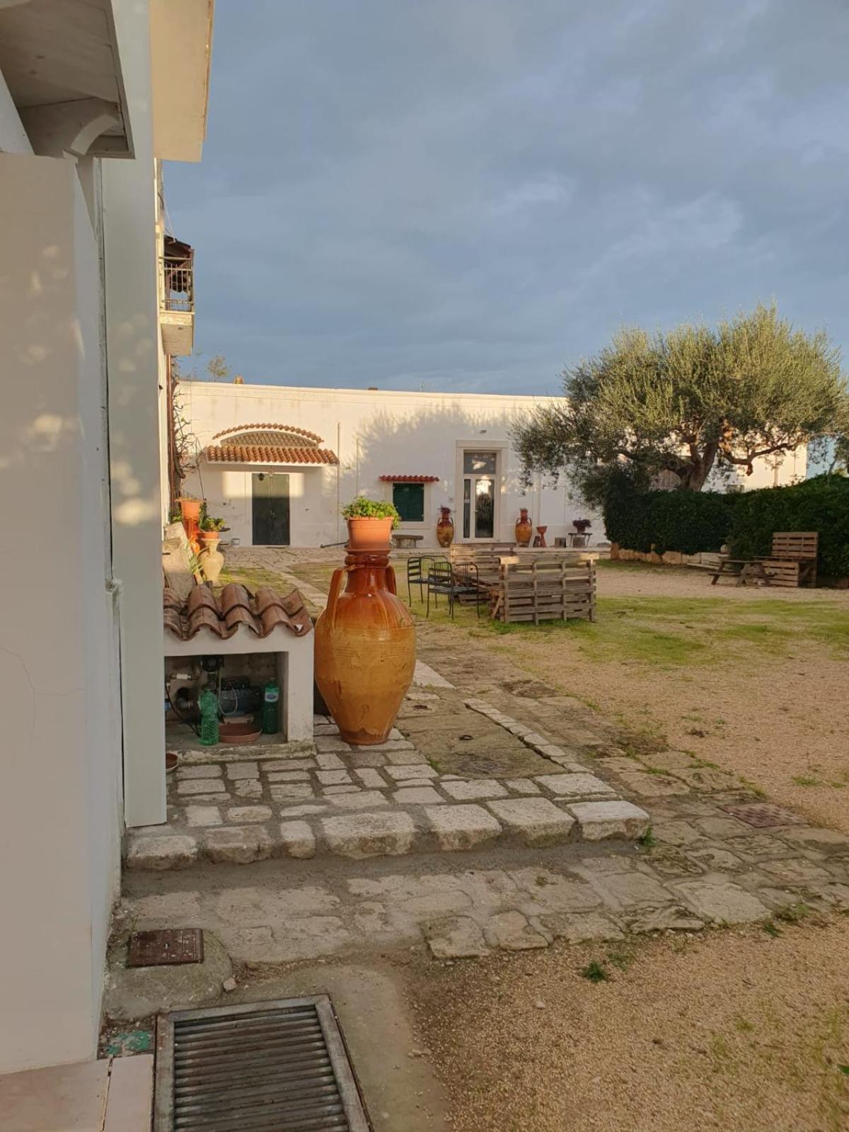 Masseria Strada Agriturismo Ginosa Eksteriør bilde