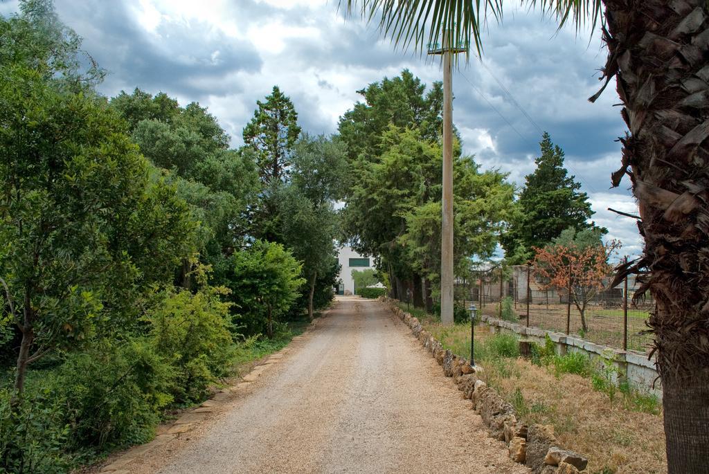 Masseria Strada Agriturismo Ginosa Eksteriør bilde